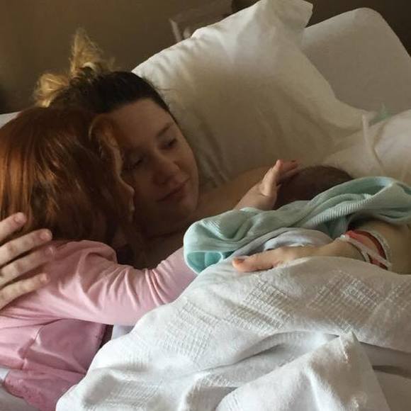 Meet your Posher, Courtney - Picture 3 of 3